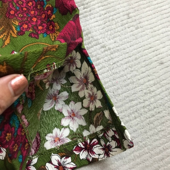 Pykettes Vintage Button Front Floral Shirt - Picture 7 of 7